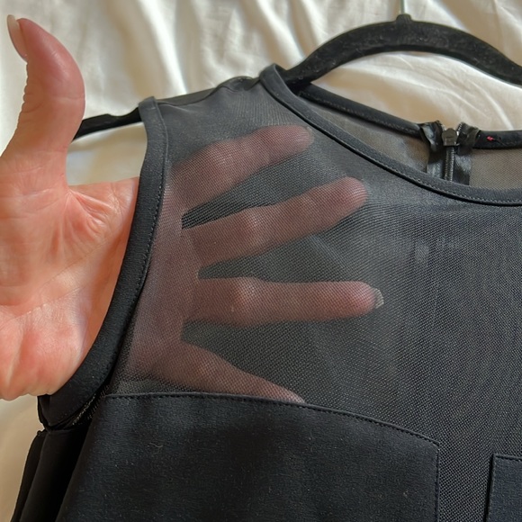 Tanya Marie small black sleeveless dress. - Picture 4 of 8